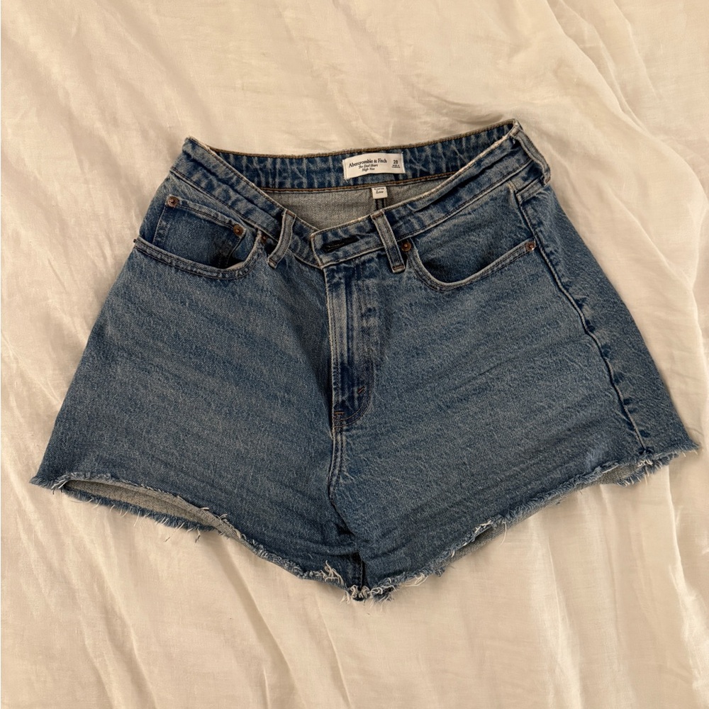 Abercrombie & Fitch Women's Blue Jean Shorts Curve Love High Rise Dad Short 28